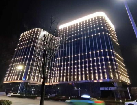 罗源亮化工程安装注意事项。